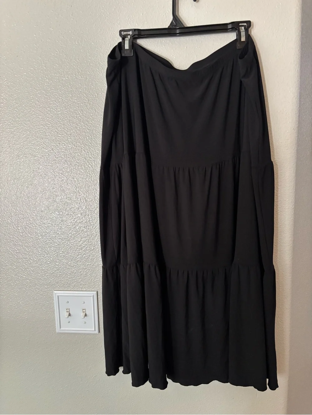 Avenue Black Tiered Boho Flowy Maxi Skirt Plus Size 22/24 - Picture 1 of 5